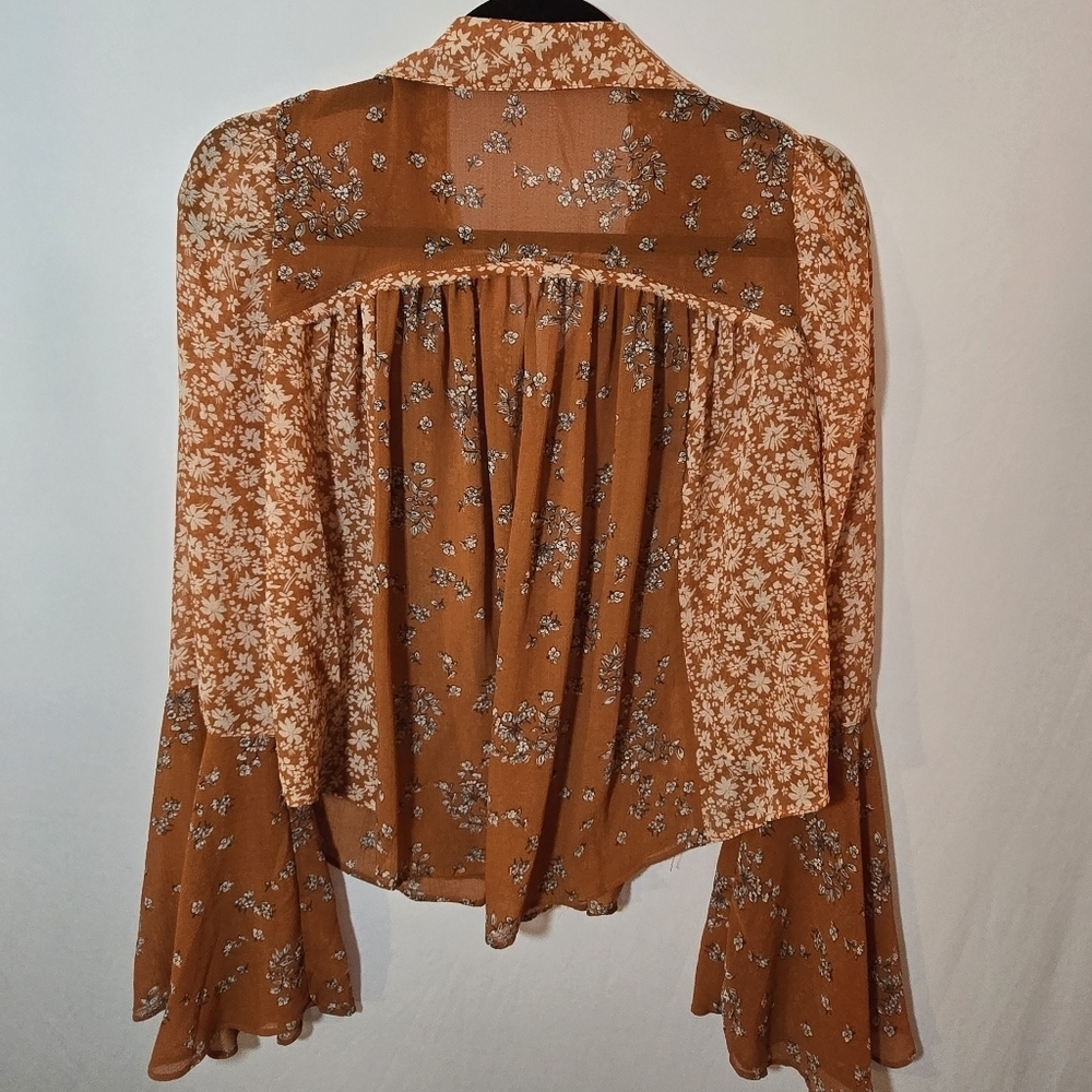 Free People Serena Rust Floral Patchwork Bell Sleeve Button Front Top 70s, Sz XS - Picture 8 of 10